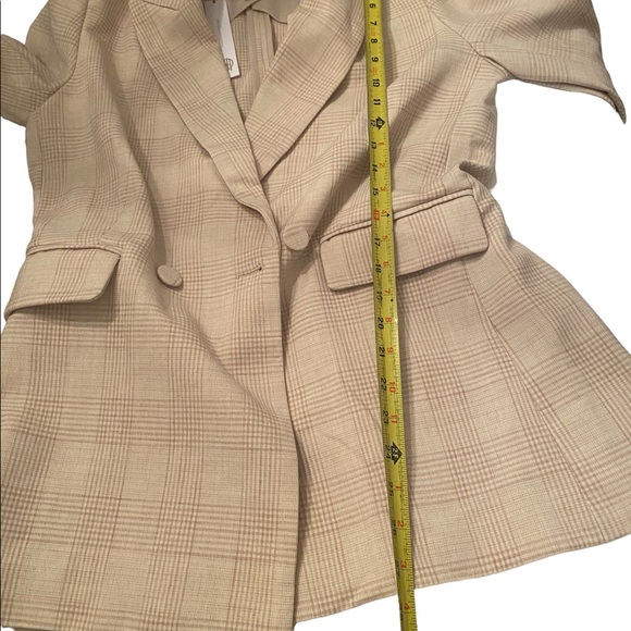 House of Harlow Tan Plaid Blazer - Picture 12 of 15